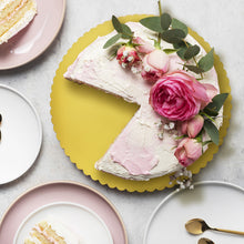Load image into Gallery viewer, Round Cake Boards Bulk 20pk - 12 Inch Cake Drum Gold Scalloped Edge